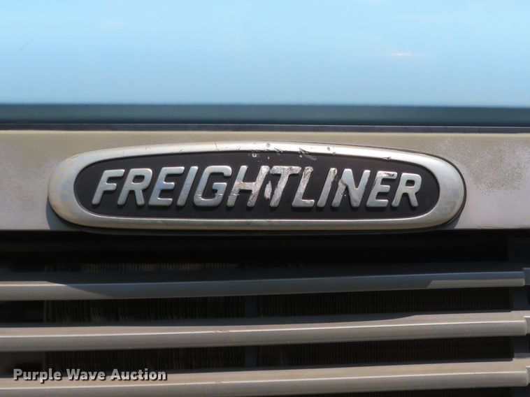 image for item MW9784 1999 Freightliner FL80  combination sewer jetter truck