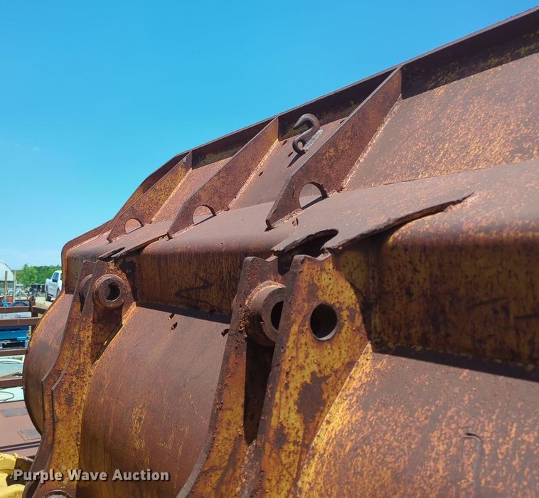 image for item MY9341 9' W bucket