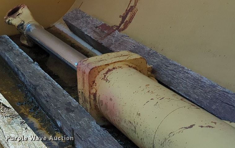 image for item MY9346 Lift cylinder