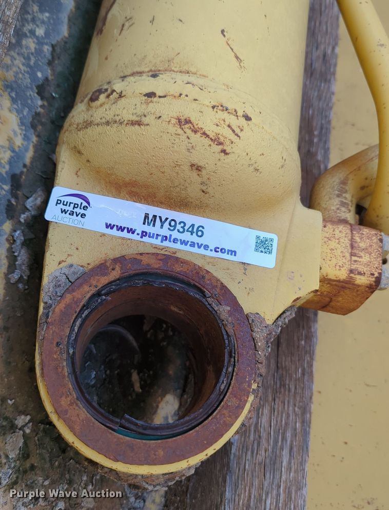 image for item MY9346 Lift cylinder