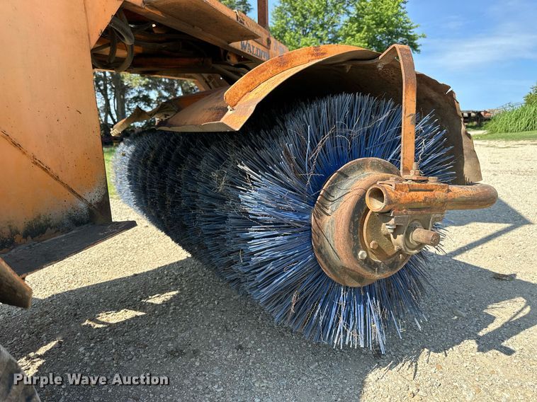 image for item NP9722 Waldon Sweepmaster  broom