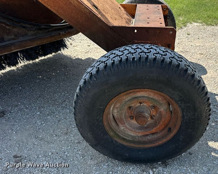 image for item NP9722 Waldon Sweepmaster  broom