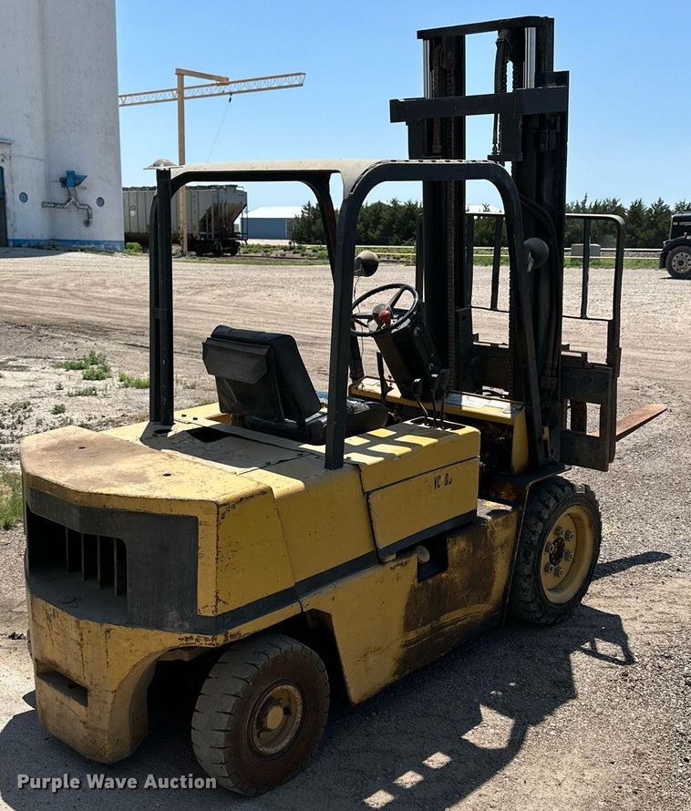 image for item NP9741 Caterpillar VC60DSA  forklift