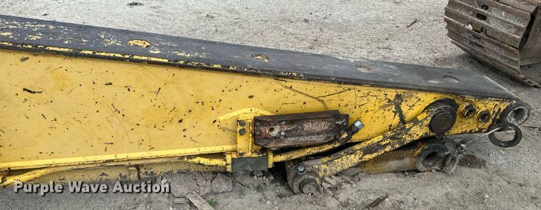 image for item NY9176 2001 Komatsu PC228USLC-3  excavator