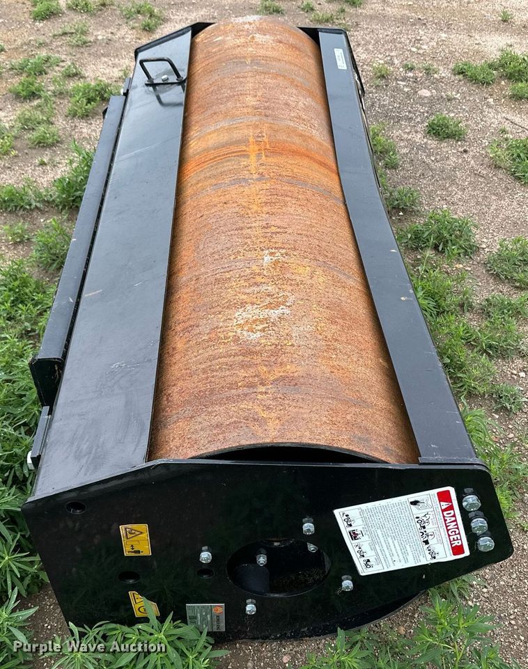 image for item NY9184 2021 Mower King SSVR72  skid steer roller