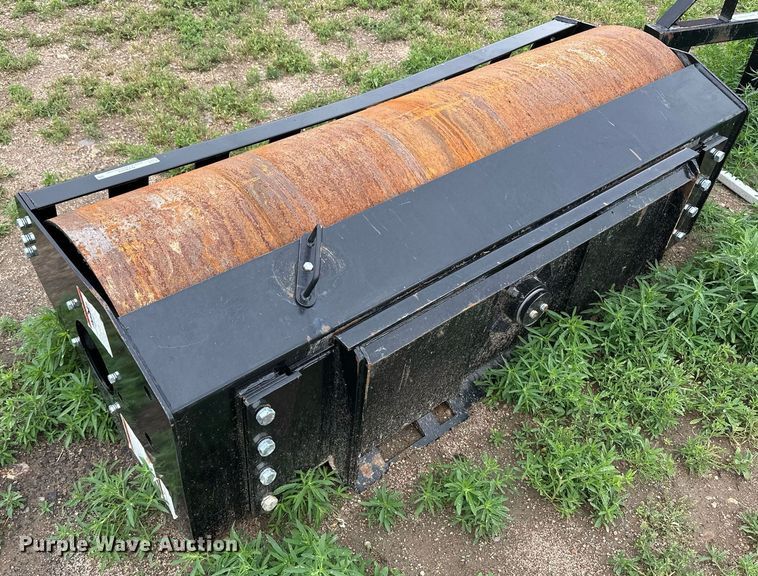 image for item NY9184 2021 Mower King SSVR72  skid steer roller