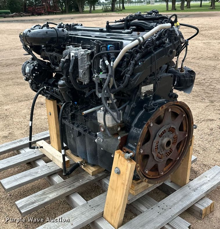 image for item NY9235 MAN D2676LE137  engine