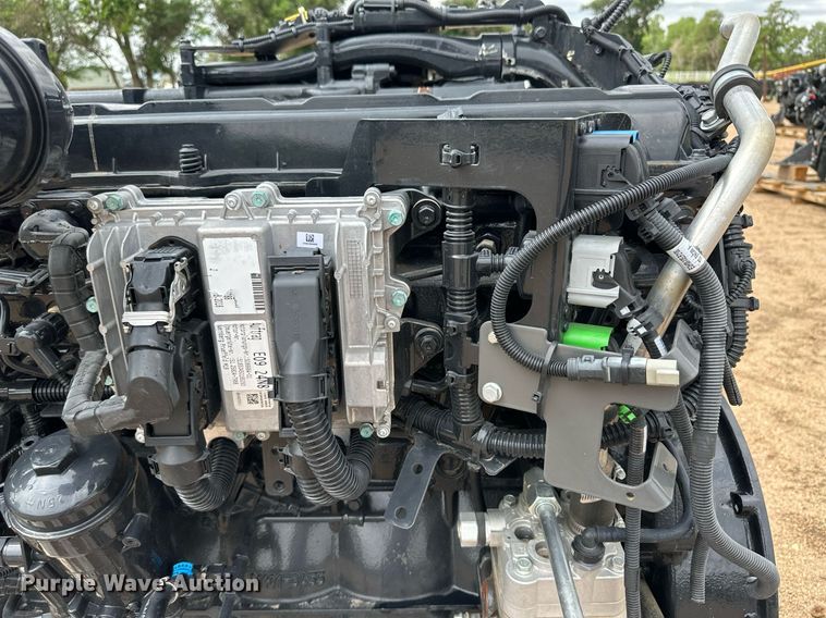 image for item NY9235 MAN D2676LE137  engine