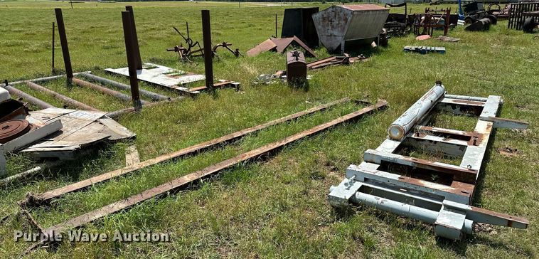 image for item OC9002 (4) skids