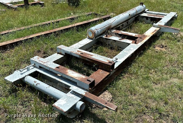 image for item OC9002 (4) skids