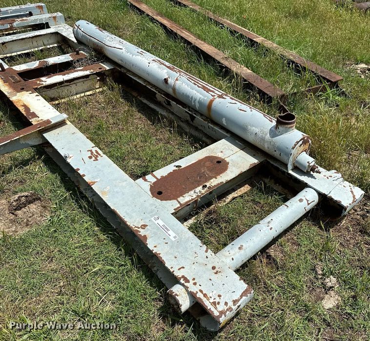 image for item OC9002 (4) skids