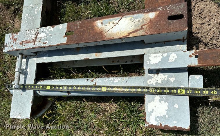 image for item OC9002 (4) skids