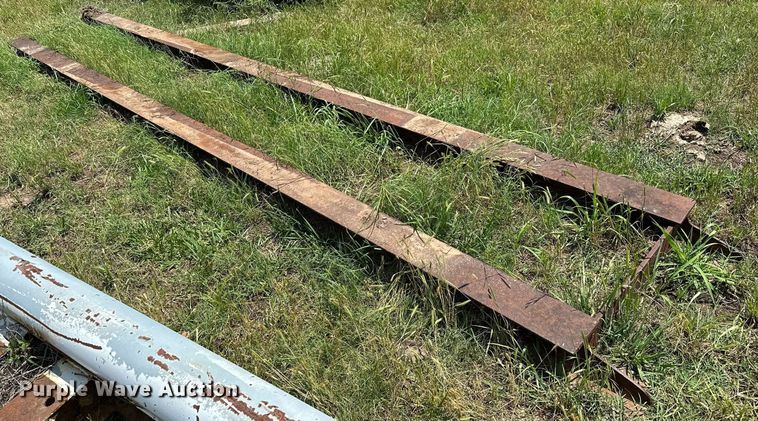 image for item OC9002 (4) skids