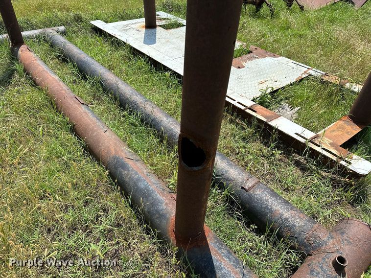 image for item OC9002 (4) skids