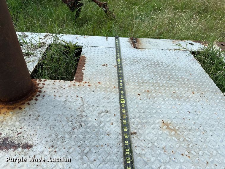 image for item OC9002 (4) skids