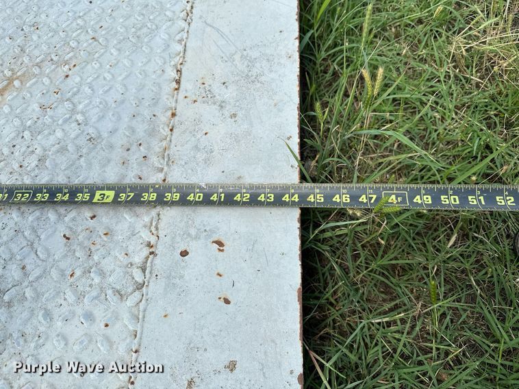 image for item OC9002 (4) skids