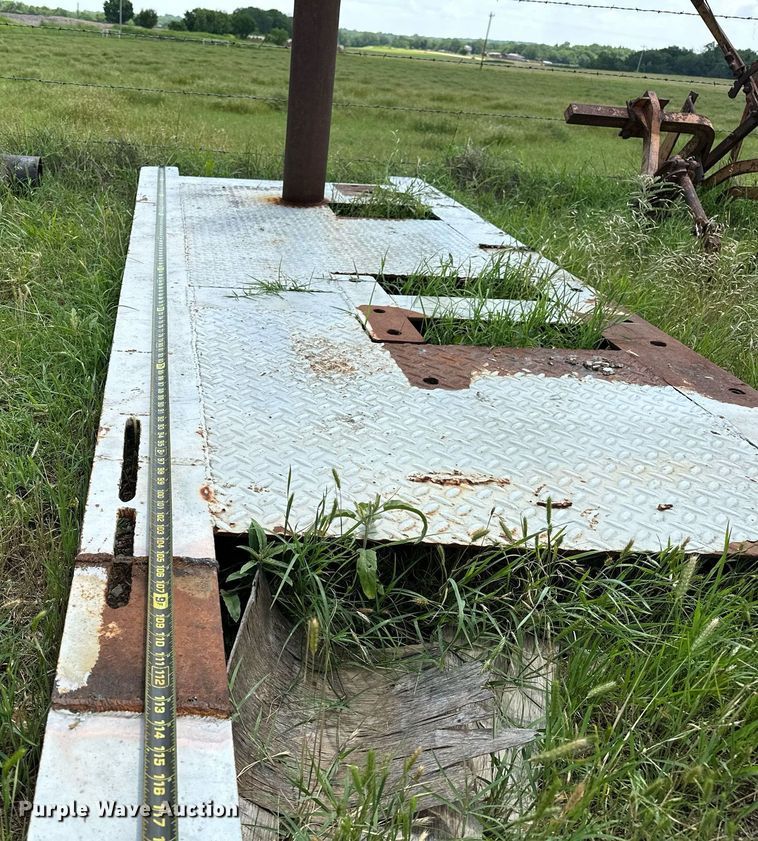 image for item OC9002 (4) skids