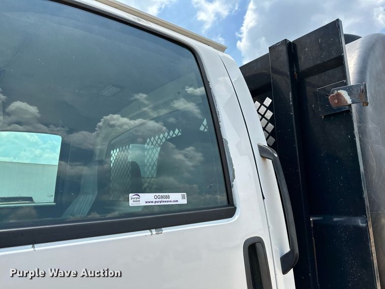 image for item OG9088 2005 Chevrolet C6500  hydrovac truck