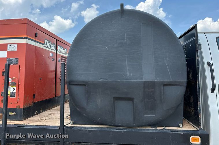 image for item OG9088 2005 Chevrolet C6500  hydrovac truck