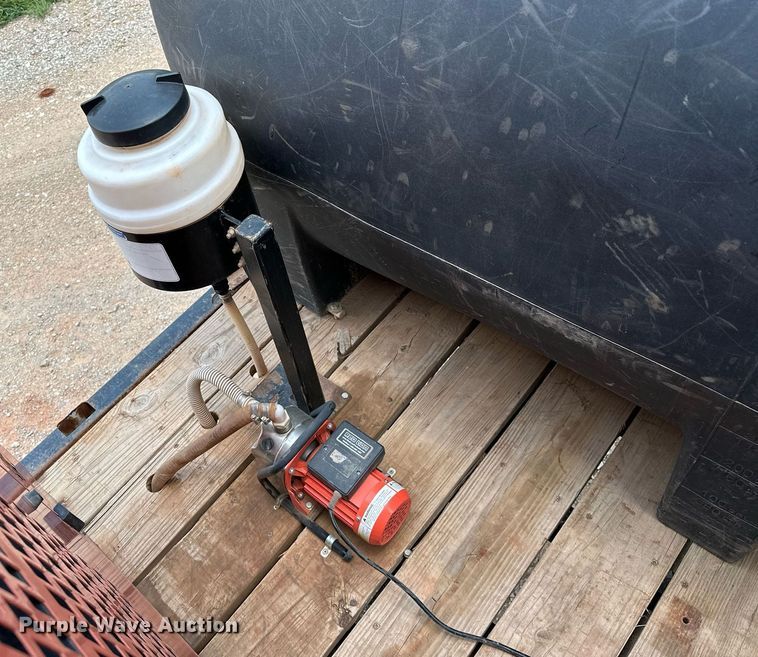 image for item OG9088 2005 Chevrolet C6500  hydrovac truck