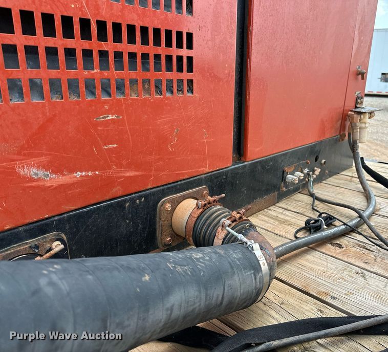 image for item OG9088 2005 Chevrolet C6500  hydrovac truck