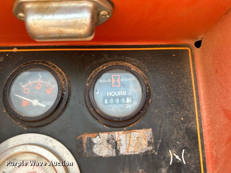 image for item OG9088 2005 Chevrolet C6500  hydrovac truck