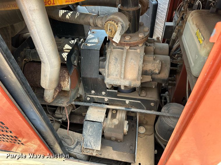 image for item OG9088 2005 Chevrolet C6500  hydrovac truck