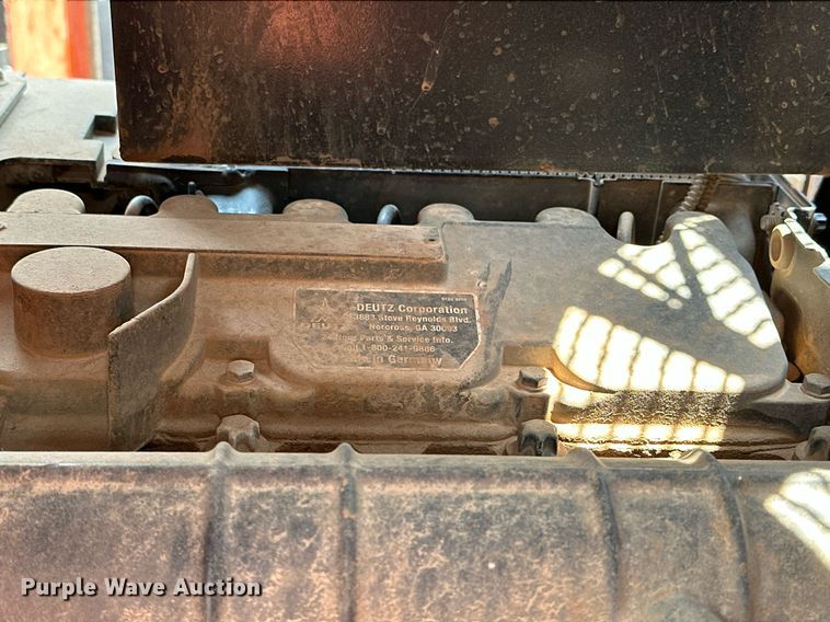 image for item OG9088 2005 Chevrolet C6500  hydrovac truck