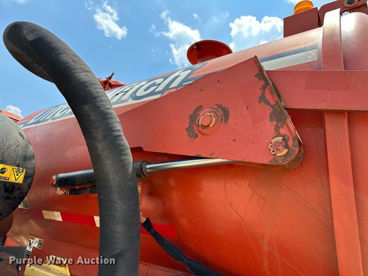 image for item OG9088 2005 Chevrolet C6500  hydrovac truck