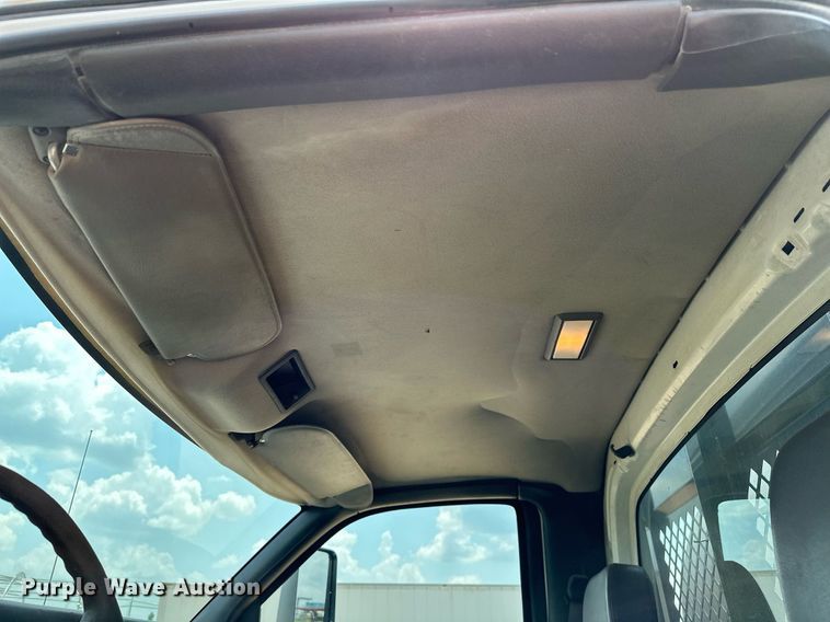 image for item OG9088 2005 Chevrolet C6500  hydrovac truck