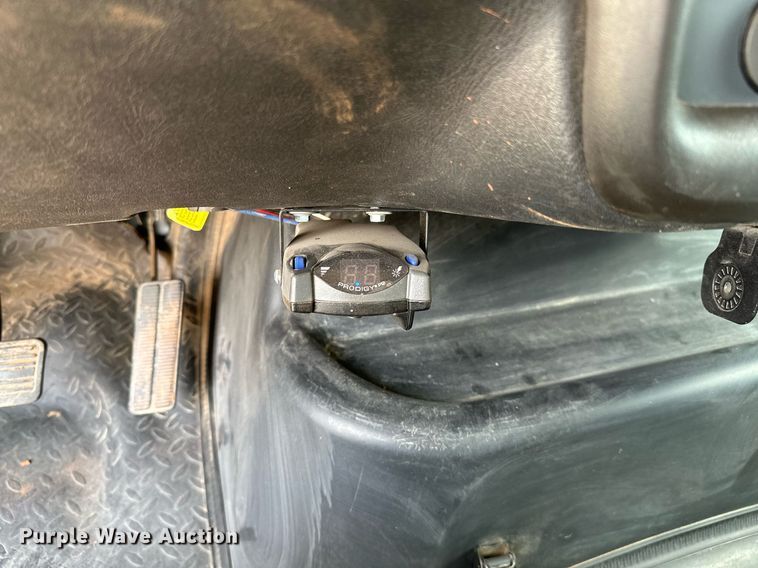 image for item OG9088 2005 Chevrolet C6500  hydrovac truck