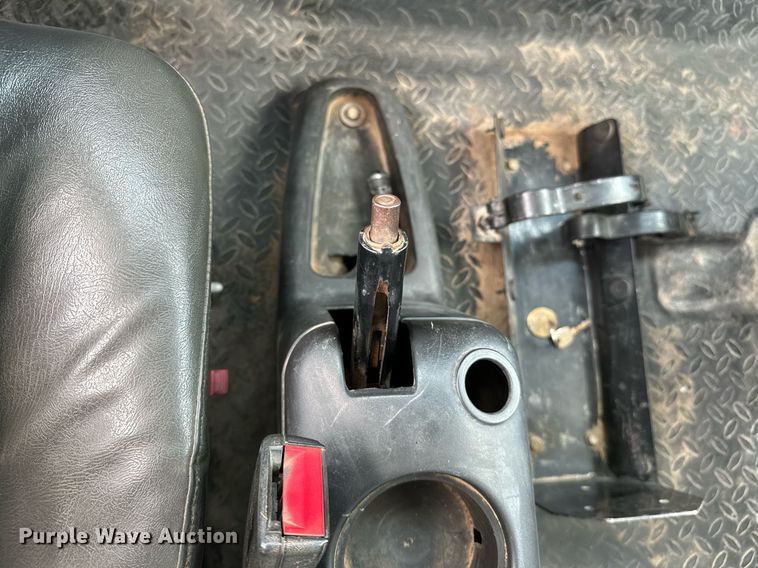 image for item OG9088 2005 Chevrolet C6500  hydrovac truck