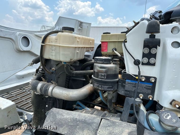 image for item OG9088 2005 Chevrolet C6500  hydrovac truck