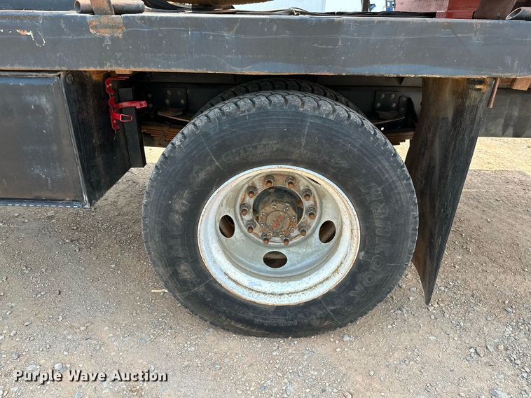 image for item OG9088 2005 Chevrolet C6500  hydrovac truck