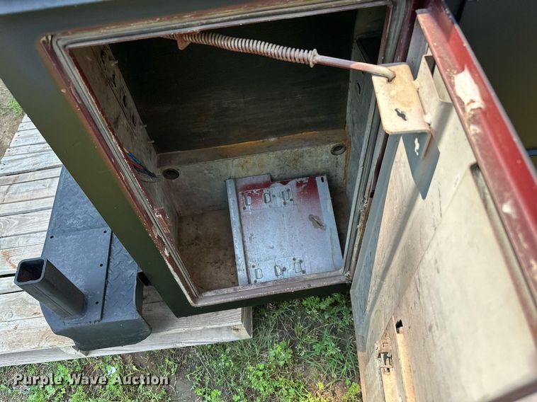 image for item OG9100 Rawson-Koenig  utility bed