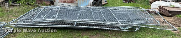 image for item OG9112 Approximately 28 chain link fence panels