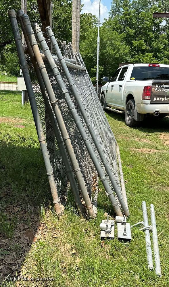 image for item OG9114 (10) chain link fence gates
