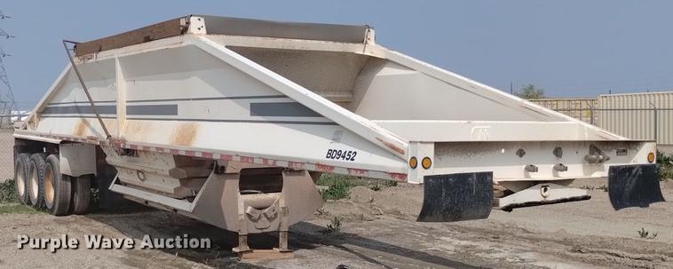 image for item DN6437 1994 Midland  bottom dump trailer