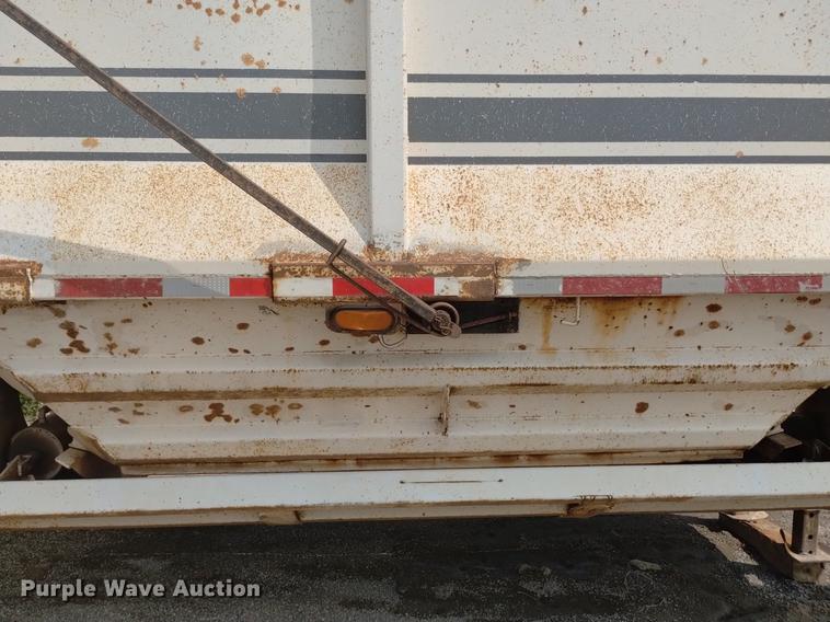 image for item DN6437 1994 Midland  bottom dump trailer