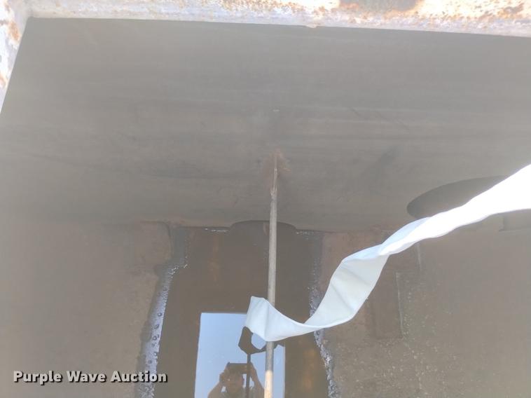 image for item DN6438 Water tank bed