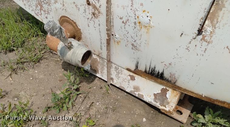 image for item DN6438 Water tank bed