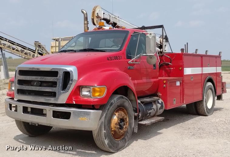 image for item DN6439 2008 Ford F750 Super Duty  utility / service truck