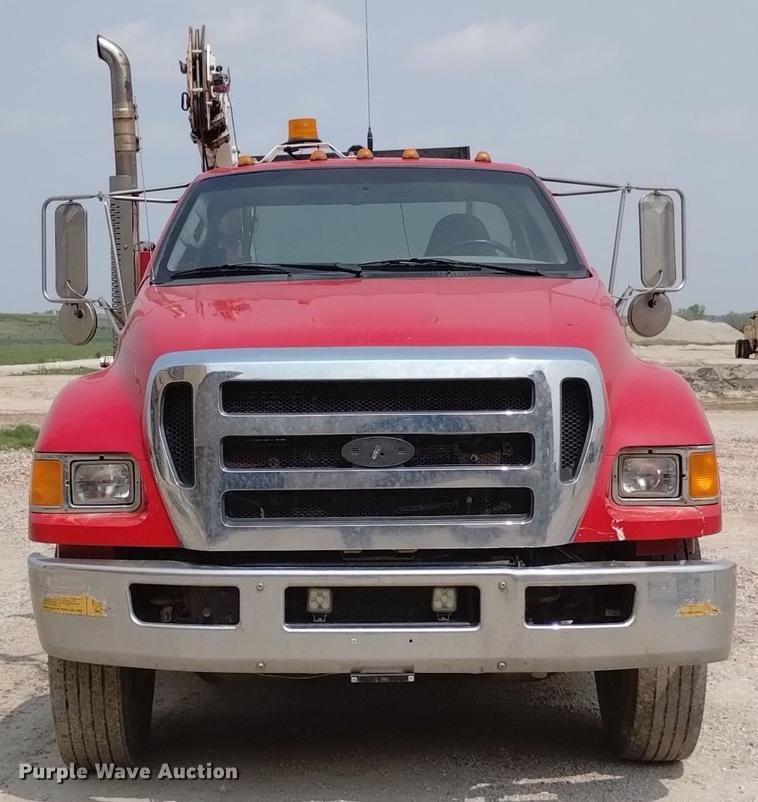 image for item DN6439 2008 Ford F750 Super Duty  utility / service truck