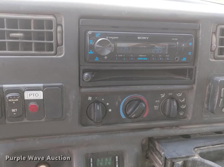 image for item DN6439 2008 Ford F750 Super Duty  utility / service truck