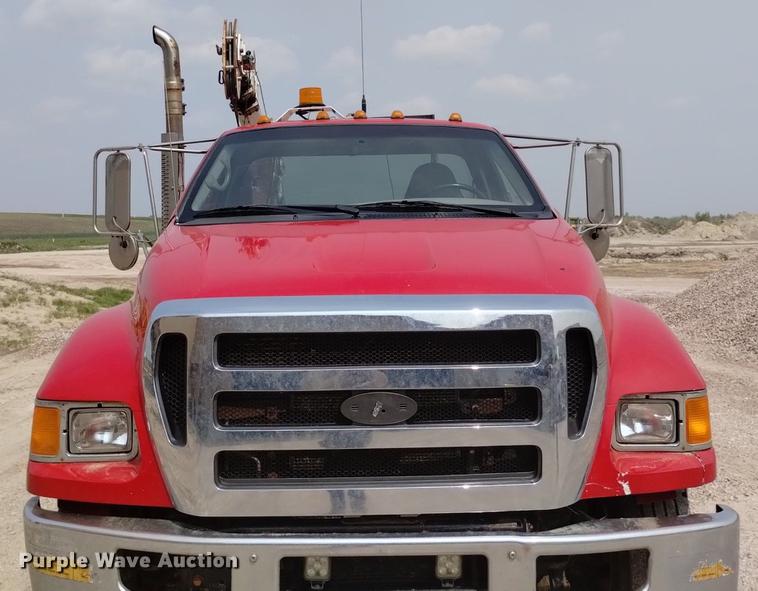 image for item DN6439 2008 Ford F750 Super Duty  utility / service truck