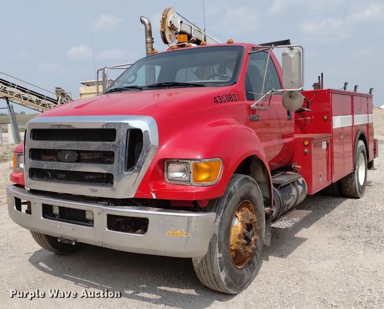 image for item DN6439 2008 Ford F750 Super Duty  utility / service truck