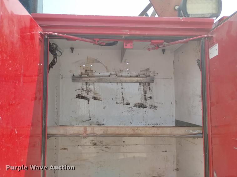 image for item DN6439 2008 Ford F750 Super Duty  utility / service truck