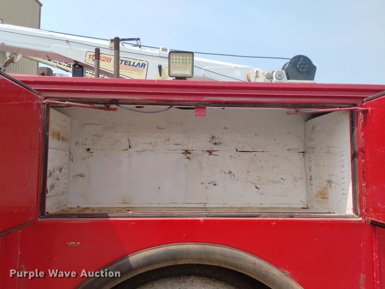 image for item DN6439 2008 Ford F750 Super Duty  utility / service truck