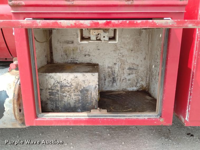 image for item DN6439 2008 Ford F750 Super Duty  utility / service truck