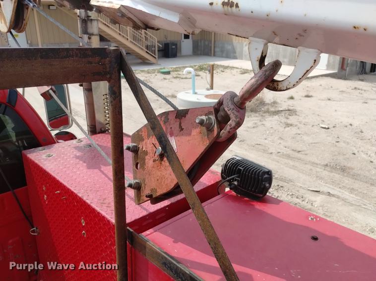 image for item DN6439 2008 Ford F750 Super Duty  utility / service truck